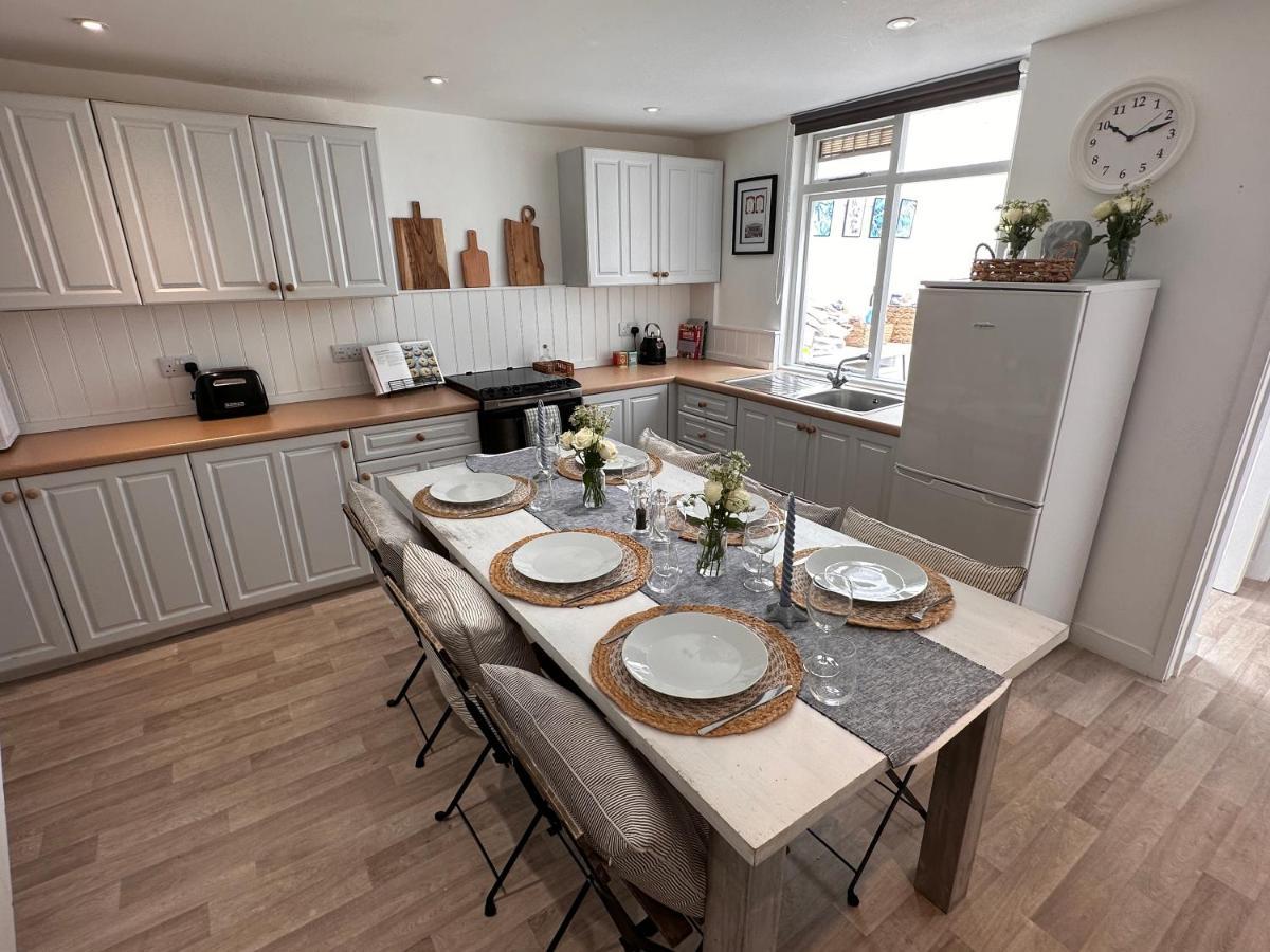 Stylish 3Br Cowes Cottage Close To The Waterfront 외부 사진