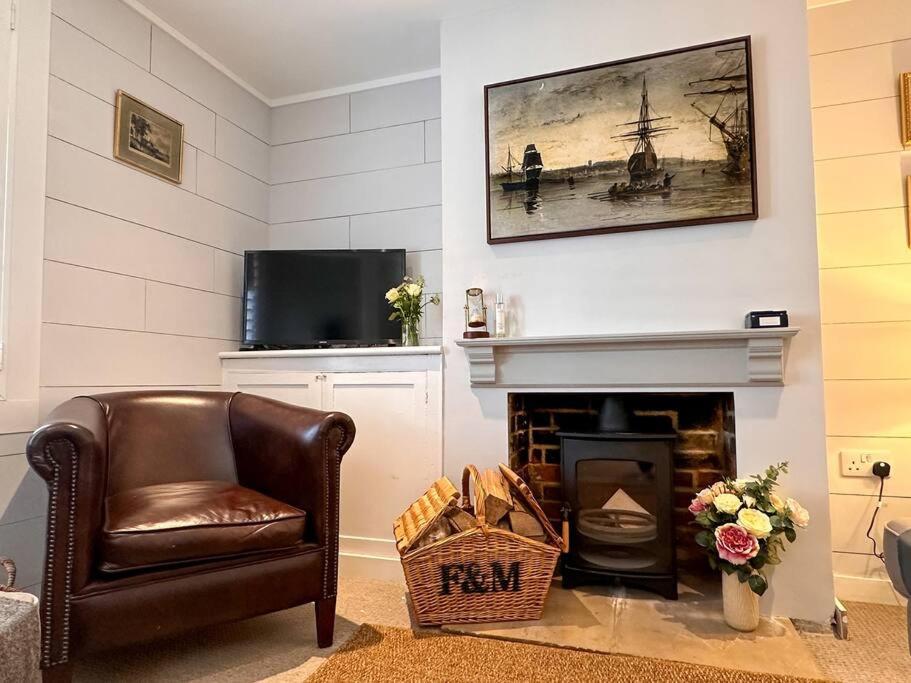 Stylish 3Br Cowes Cottage Close To The Waterfront 외부 사진